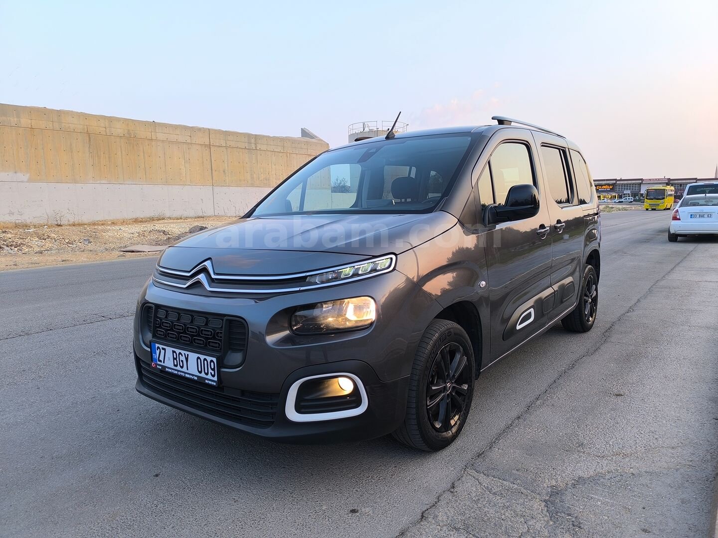 Sahibinden Citroen Berlingo 1.5 BlueHDI Feel Stil 2022 Model 3