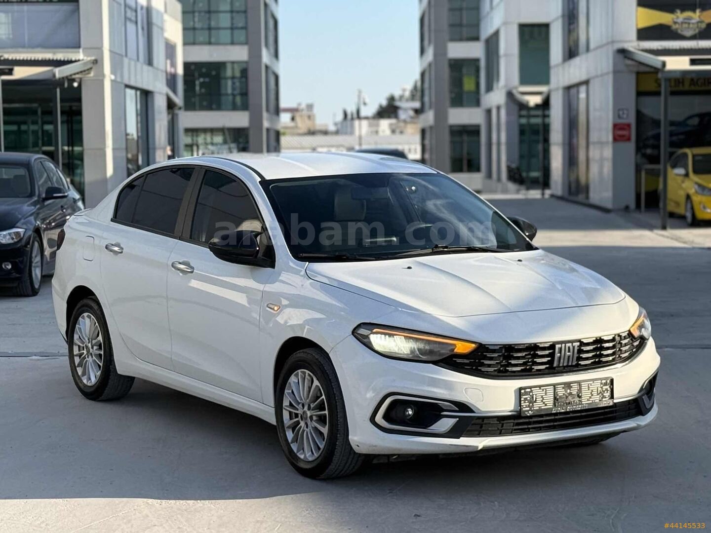 Galeriden Fiat Egea 1.4 Fire Urban Plus 2021 Model Adana 65.000 km Beyaz 3