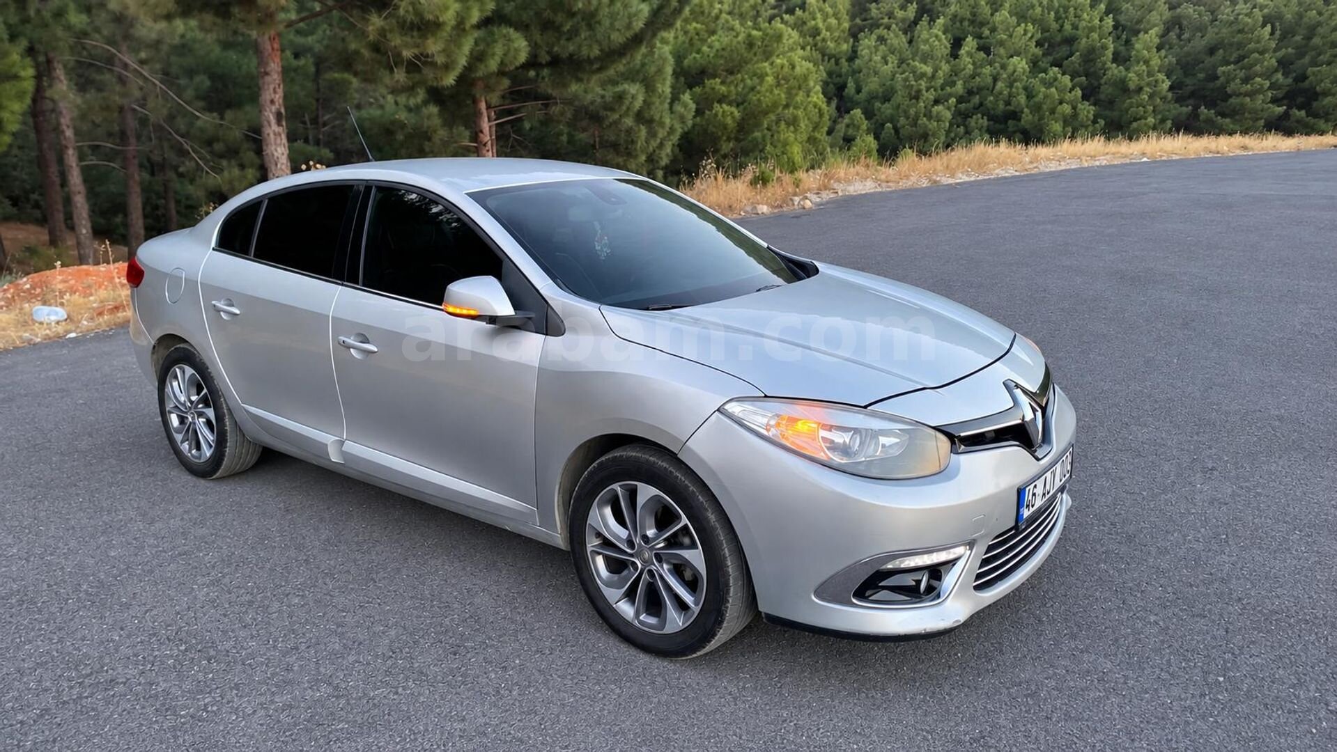 Sahibinden Renault Fluence 1.5 dCi Icon 2015 Model Kahramanmaraş 235.000 km Gri 7