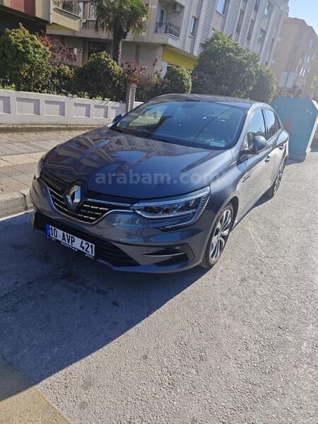 Sahibinden Renault Megane 1.3 TCe Icon 2024 Model Balıkesir 34.500 km Gri (titanyum)