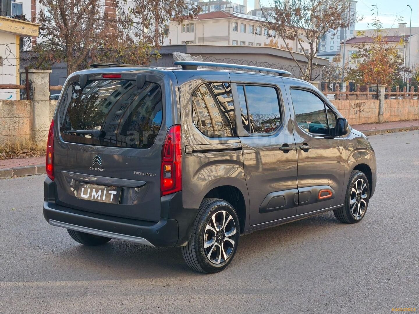 ÜMİT AUTO/2023/EAT8/CAM TAVAN/BOYASIZ/37,000*KM 5