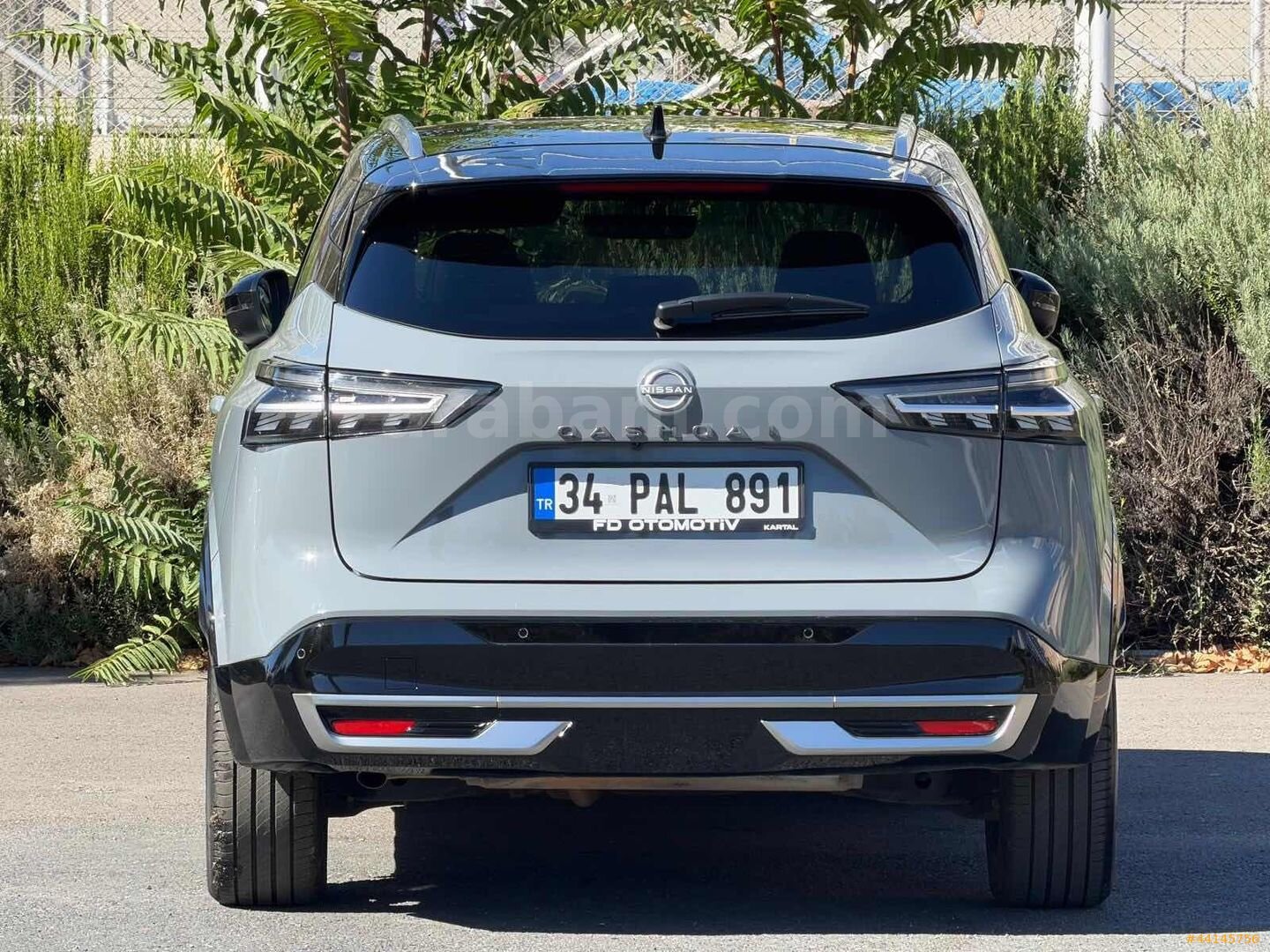 HATASIZ DEĞİŞENSİZ HASAR KAYITSIZ 4x4 FULL OTOMATİK LANSMAN RENK 6