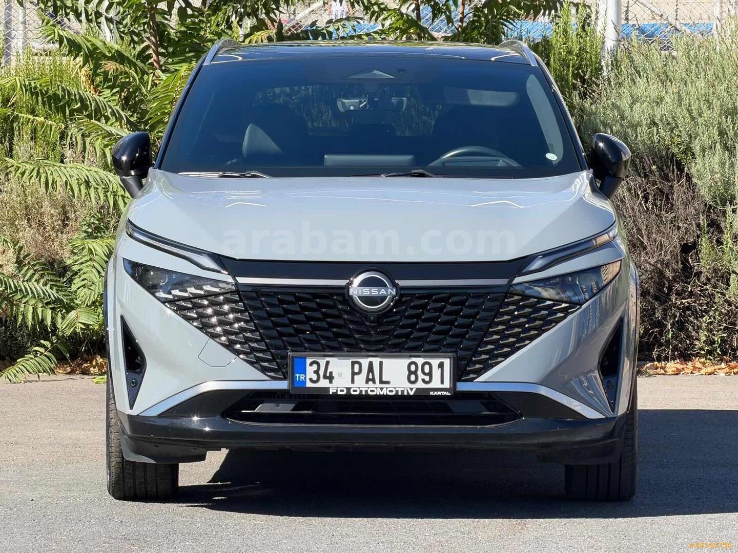 HATASIZ DEĞİŞENSİZ HASAR KAYITSIZ 4x4 FULL OTOMATİK LANSMAN RENK 2