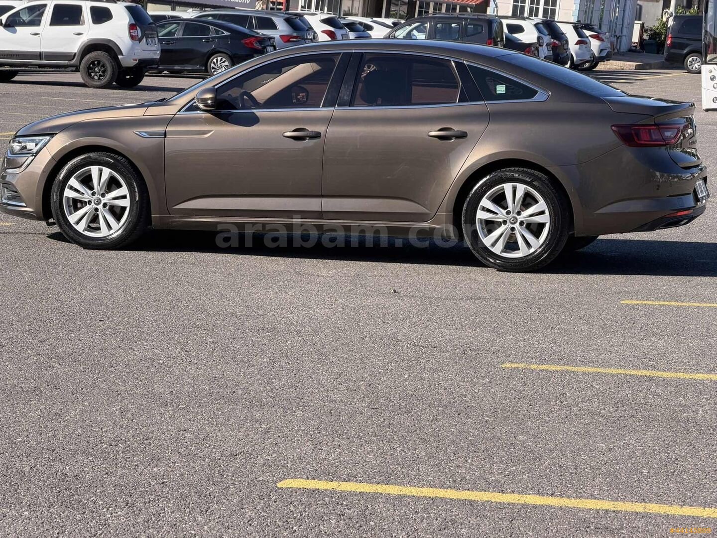 Galeriden Renault Talisman 1.6 dCi Touch 2016 Model İstanbul 260.000 km Kahverengi 7