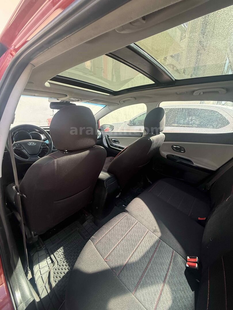 Sahibinden Kia Ceed 1.6 CRDi Concept Plus 2012 Model Diyarbakır 300.000 km Bordo 6