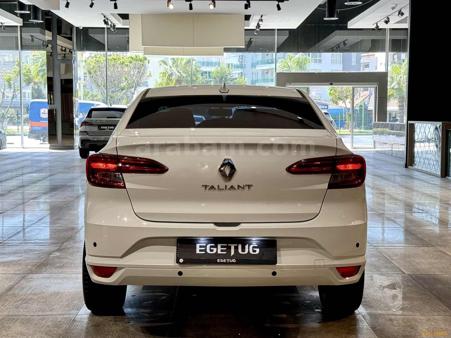 Galeriden Renault Taliant 1.0 T Joy 2022 Model Antalya 97.000 km Beyaz 6