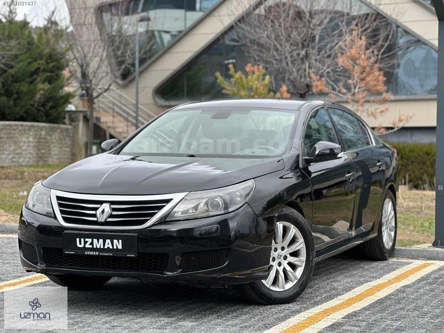 Galeriden Renault Latitude 1.5 dCi Privilege 2014 Model Ankara 266.000 km Siyah 2