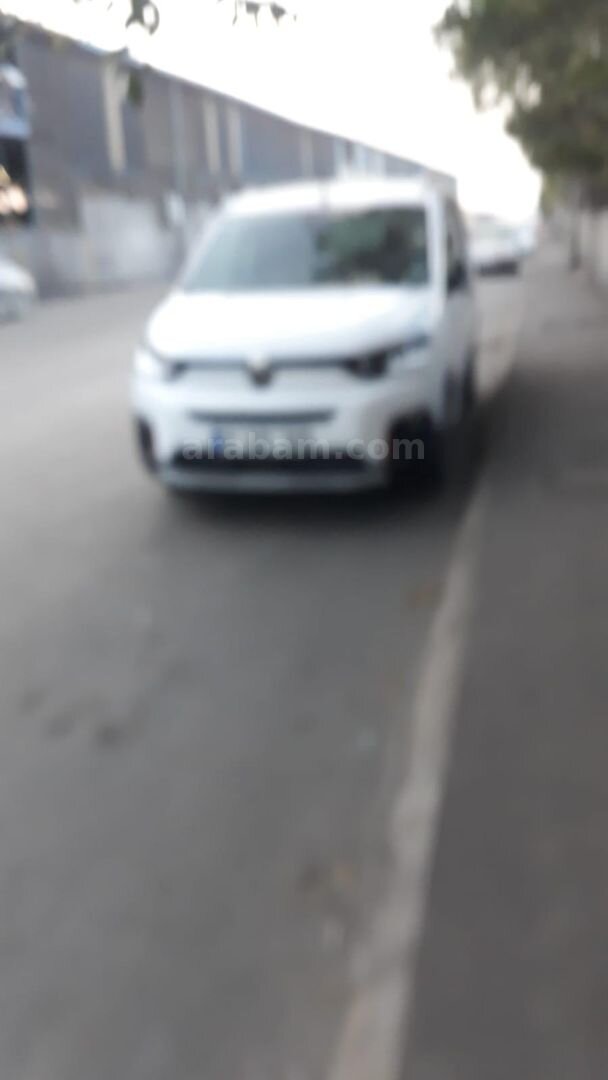Sahibinden Citroen Berlingo 1.5 BlueHDI Max 2025 Model 2