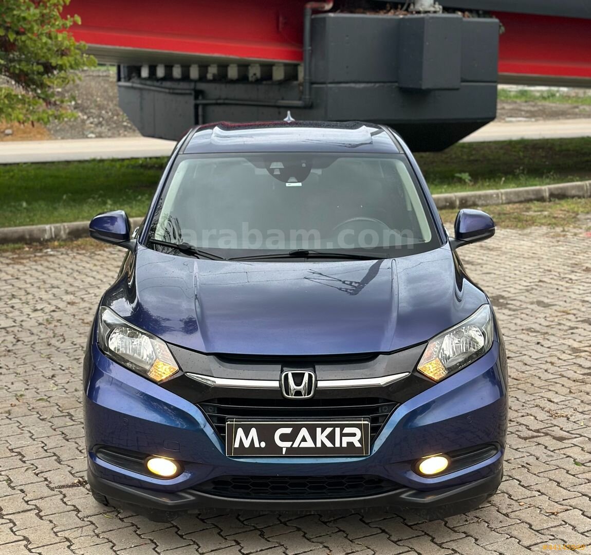 İLK ELDEN FULL YETKİLİ SERVİS BAKIMLI 1.SINIF TEMİZLİKTE HR-V 1