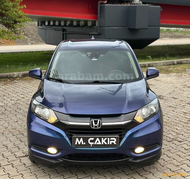 İLK ELDEN FULL YETKİLİ SERVİS BAKIMLI 1.SINIF TEMİZLİKTE HR-V 1