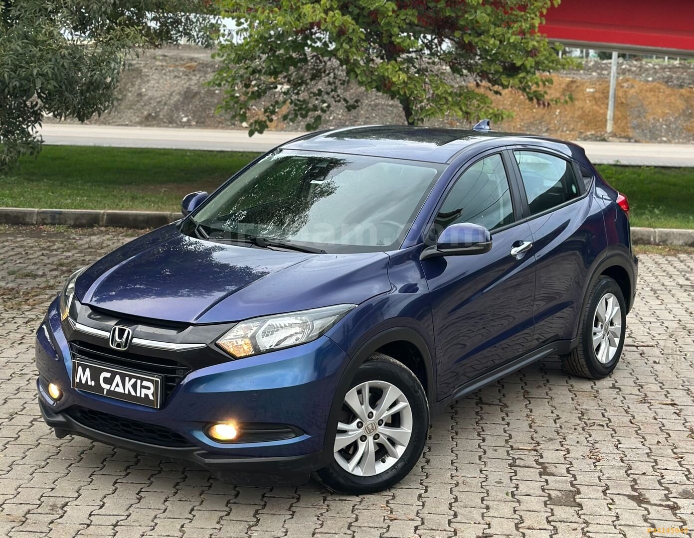 İLK ELDEN FULL YETKİLİ SERVİS BAKIMLI 1.SINIF TEMİZLİKTE HR-V 2