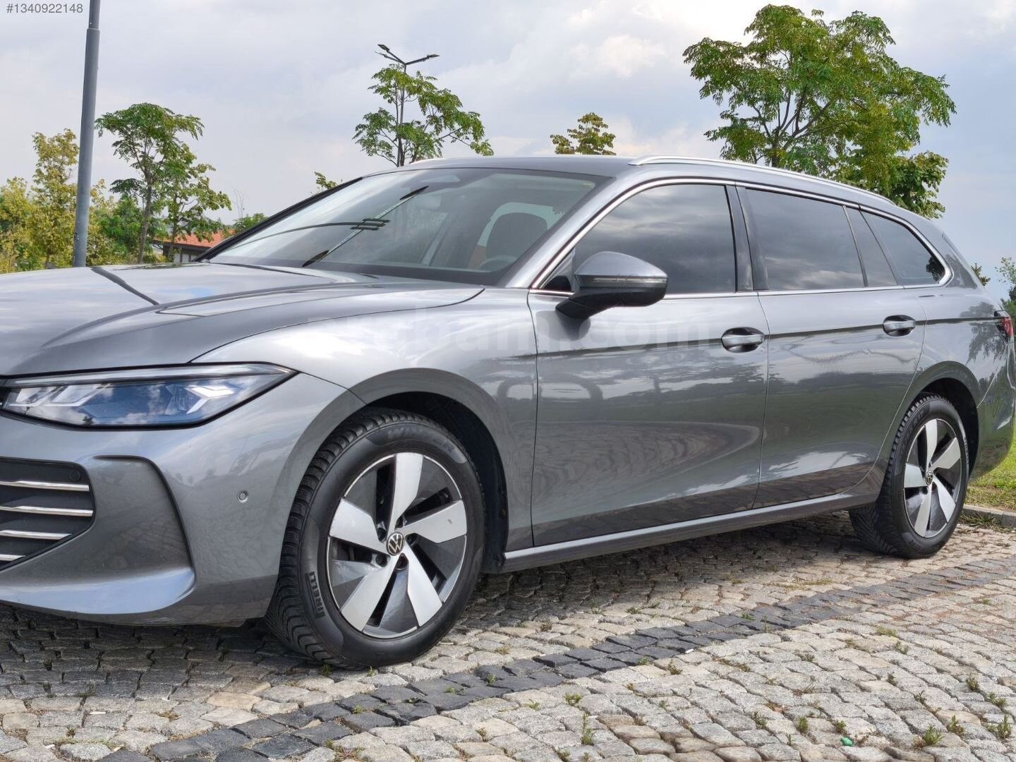 Galeriden Volkswagen Passat Variant 1.5 e-TSI Business 2024 Model Kocaeli 90.000 km Gri 5