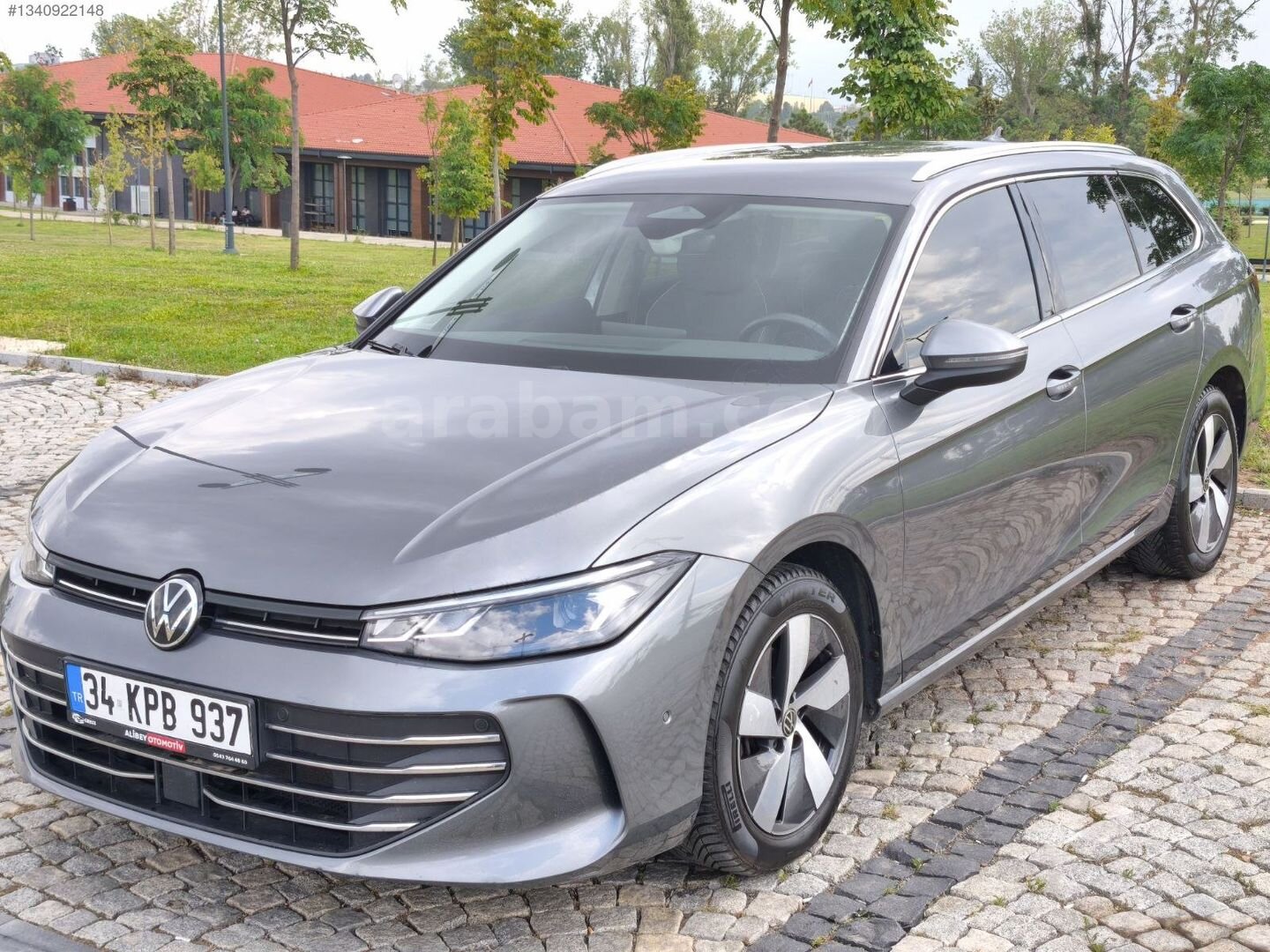 Galeriden Volkswagen Passat Variant 1.5 e-TSI Business 2024 Model Kocaeli 90.000 km Gri 4