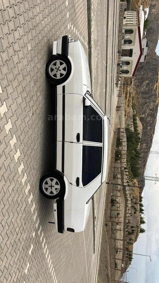 Sahibinden Tofaş Şahin 1.6 ie 2000 Model Malatya 250.000 km Beyaz 4