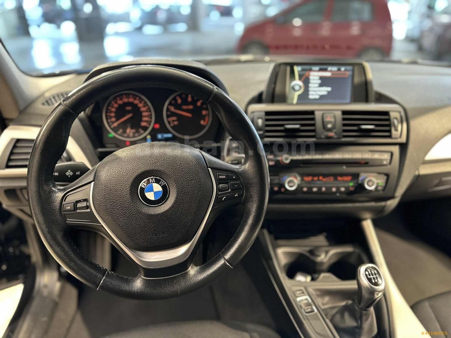 Galeriden BMW 1 Serisi 116d ED EfficientDynamics 2013 Model İzmir 236.000 km Siyah 6