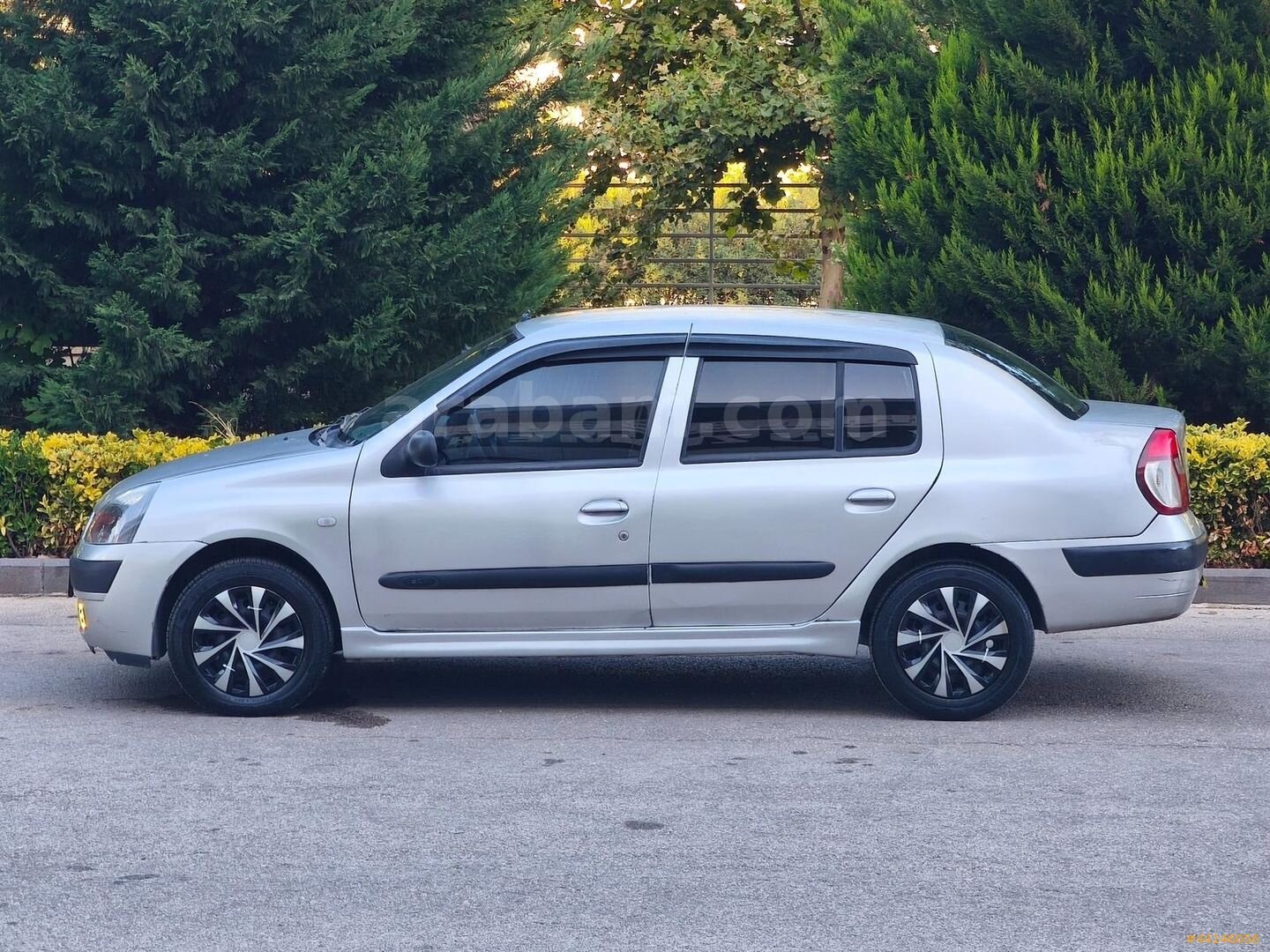 Galeriden Renault Clio 1.5 dCi Alize 2006 Model Gaziantep 383.000 km Gri 7