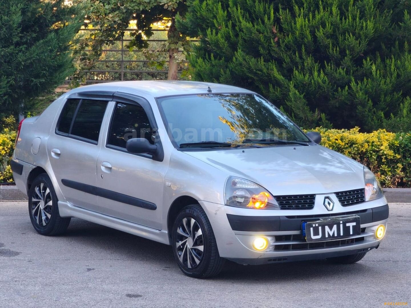 Galeriden Renault Clio 1.5 dCi Alize 2006 Model Gaziantep 383.000 km Gri 2