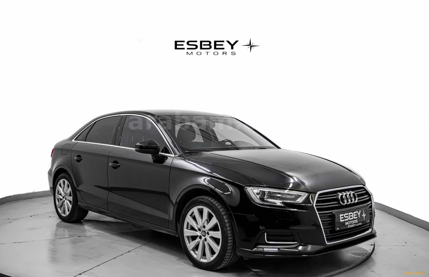 Galeriden Audi A3 Sedan 1.6 TDI Design Line 2016 Model İstanbul 146.000 km Siyah 3