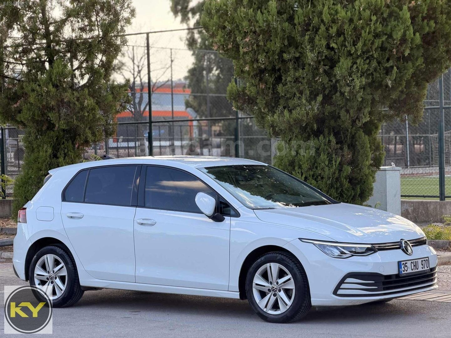 Galeriden Volkswagen Golf 1.0 TSi Impression 2023 Model İzmir 74.000 km Beyaz 4