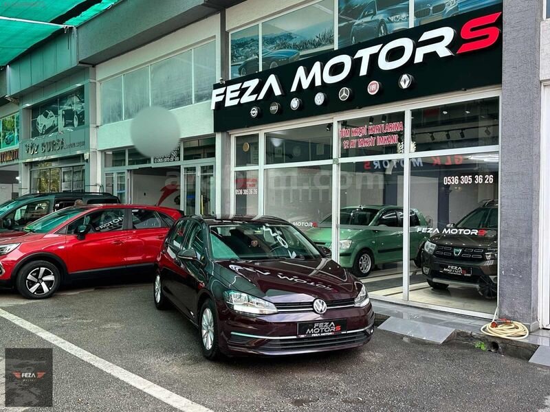 Galeriden Volkswagen Golf 1.0 TSi Midline Plus 2017 Model Bursa 129.300 km Kırmızı