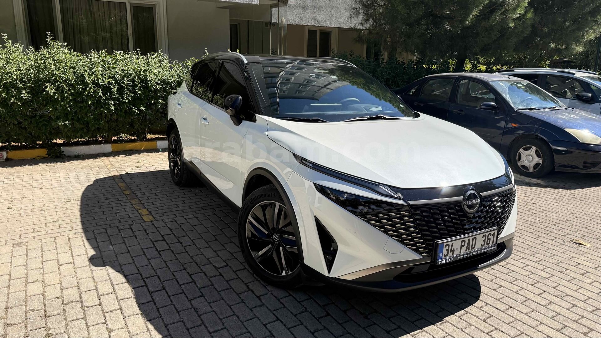 Sahibinden Nissan Qashqai 1.3 DIG-T Platinum 2025 Model 2