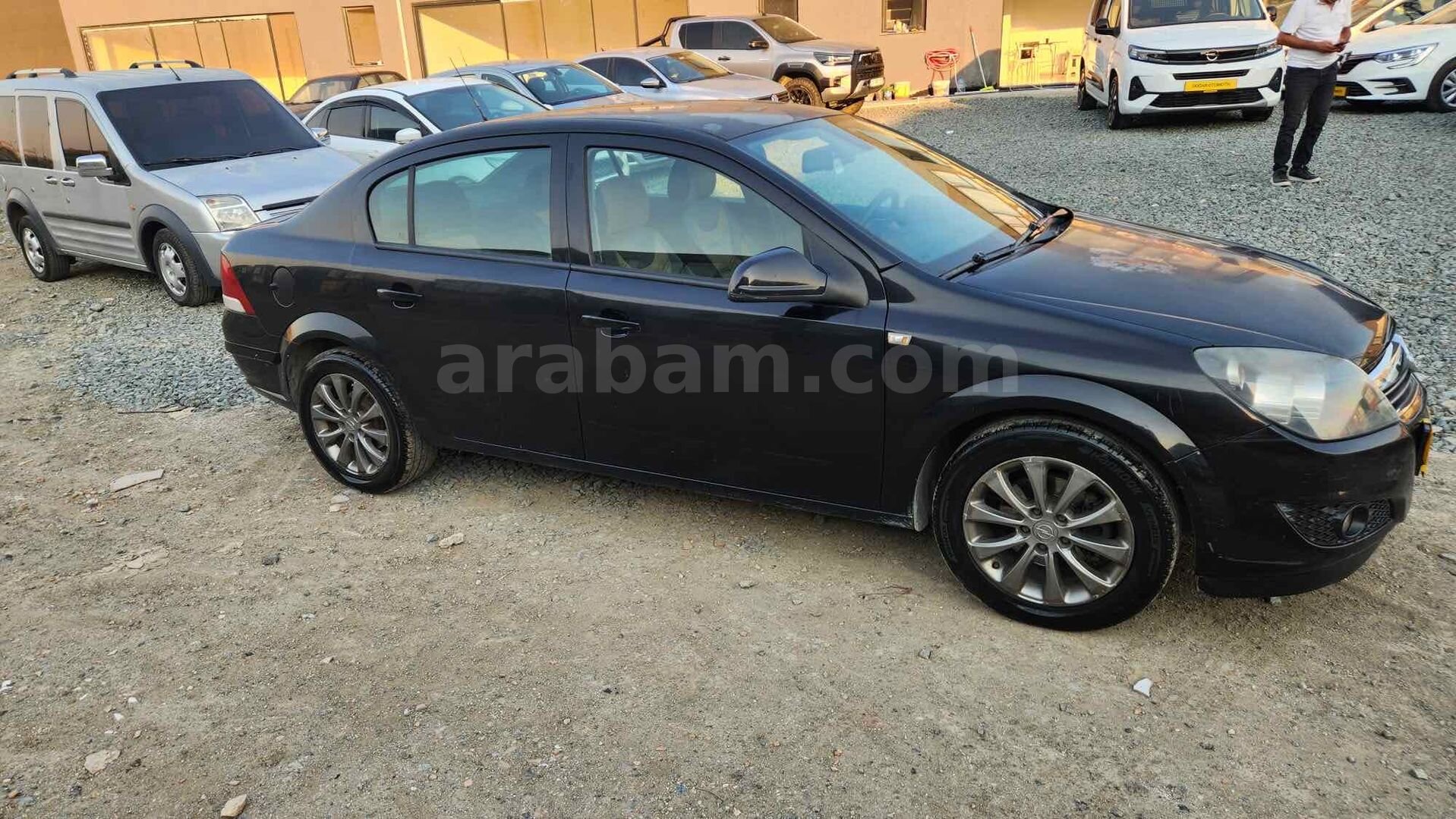 Galeriden Opel Astra 1.6 Enjoy 111.Yıl 2012 Model Hatay 146.000 km Siyah 5