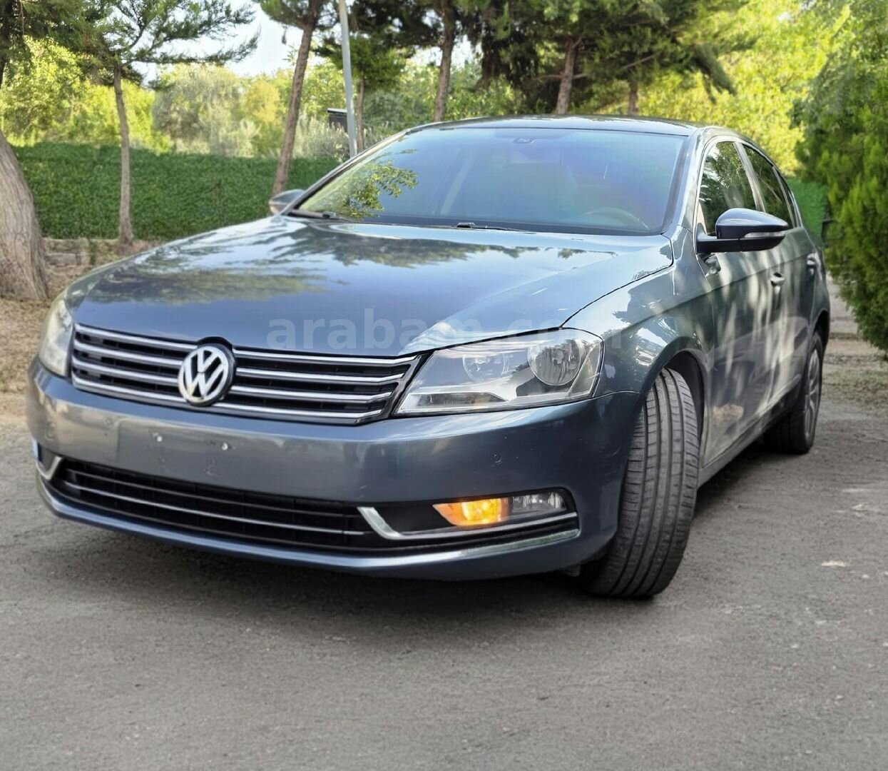 Sahibinden Volkswagen Passat 1.6 TDi BlueMotion Comfortline 2012 Model Gaziantep 280.000 km Füme 4