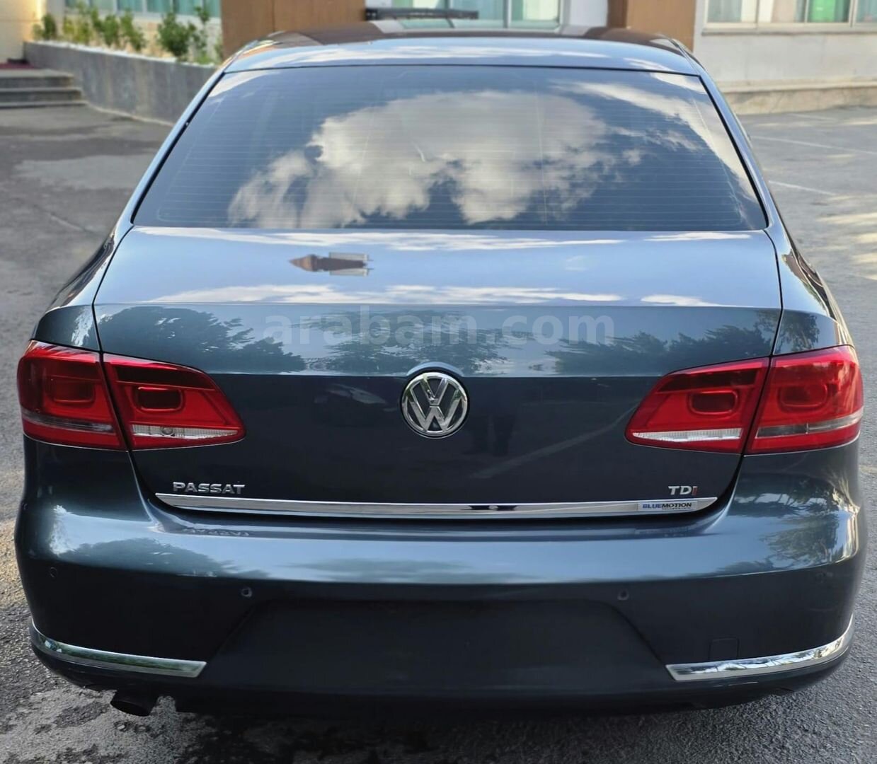 Sahibinden Volkswagen Passat 1.6 TDi BlueMotion Comfortline 2012 Model Gaziantep 280.000 km Füme 3