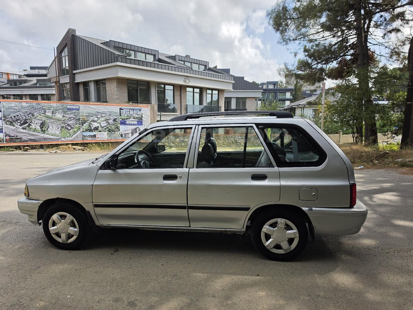 Sahibinden Kia Pride 1.3 DLX 2000 Model İstanbul 178.000 km Gri 2