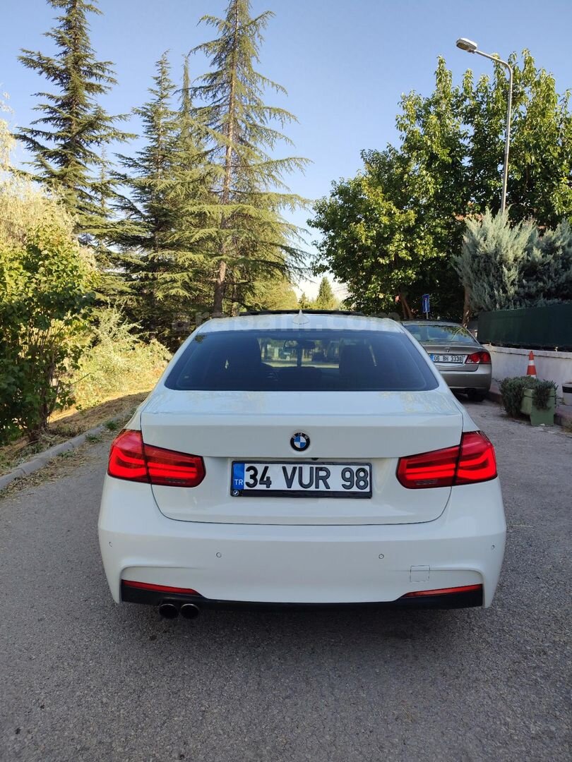 Sahibinden BMW 3 Serisi 320i ED Sport Line 2013 Model Ankara 231.000 km Beyaz 3
