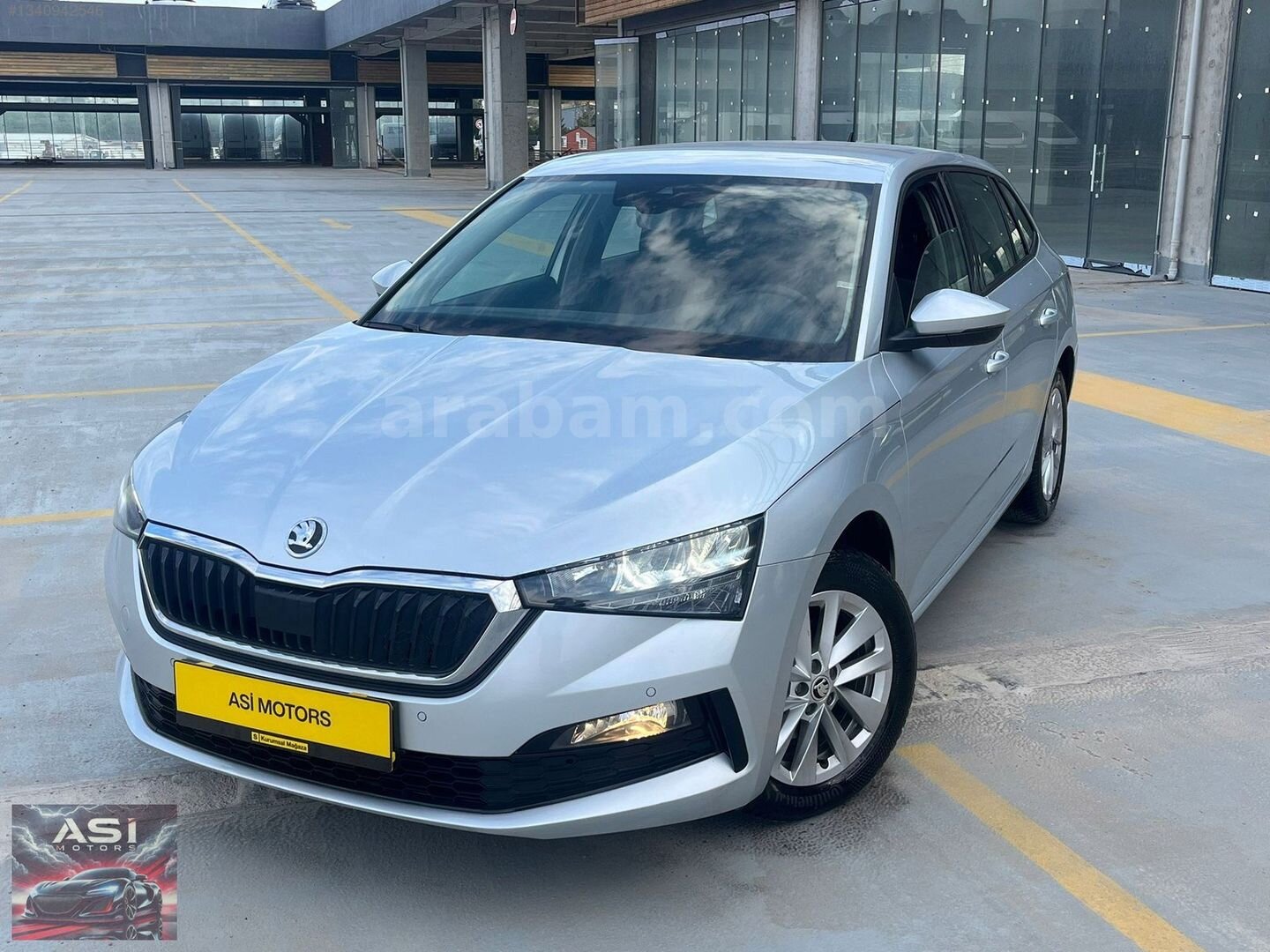 Galeriden Skoda Scala 1.0 TSI Premium 2023 Model İstanbul 93.000 km Gri 4