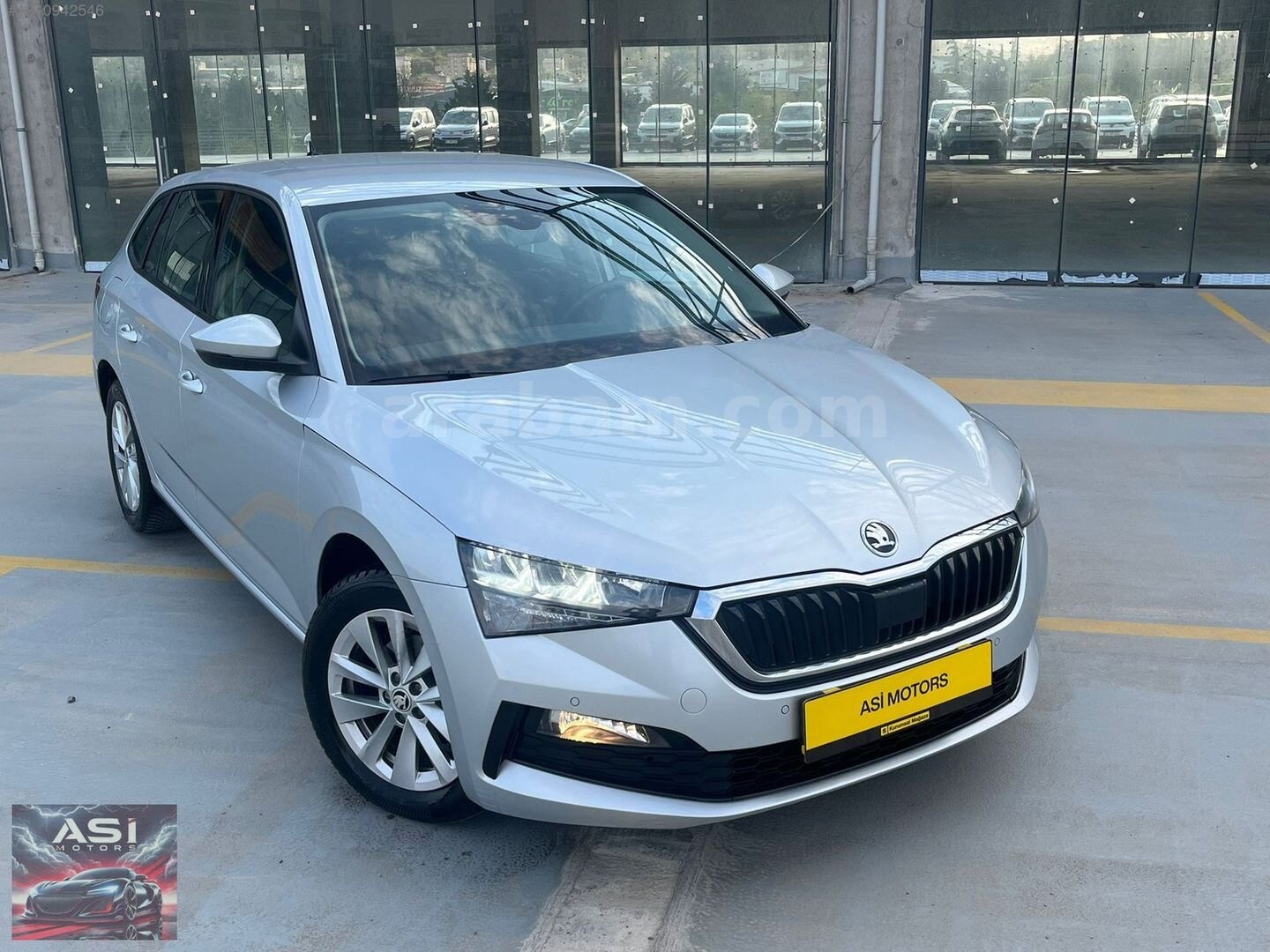 Galeriden Skoda Scala 1.0 TSI Premium 2023 Model İstanbul 93.000 km Gri 2