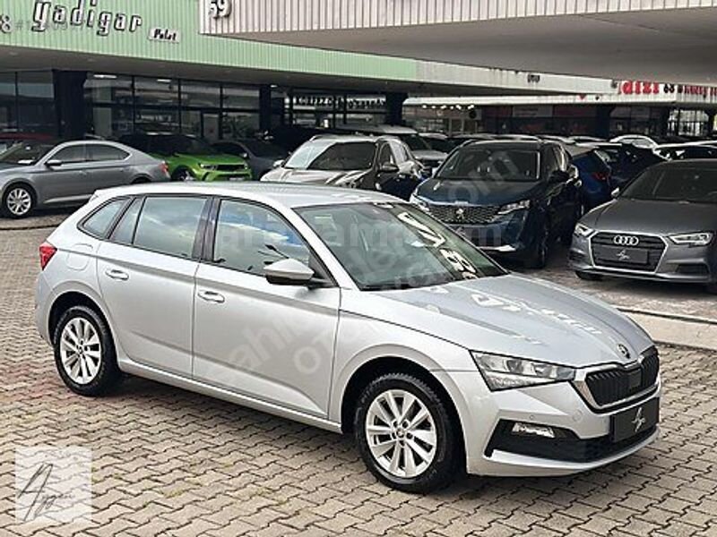 Galeriden Skoda Scala 1.0 TSI Premium 2023 Model Kocaeli 127.847 km Gri