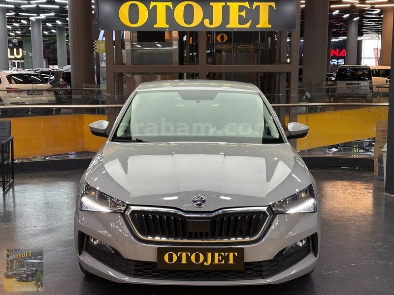 Galeriden Skoda Scala 1.0 TSI Elite 2021 Model İstanbul 116.000 km Gri