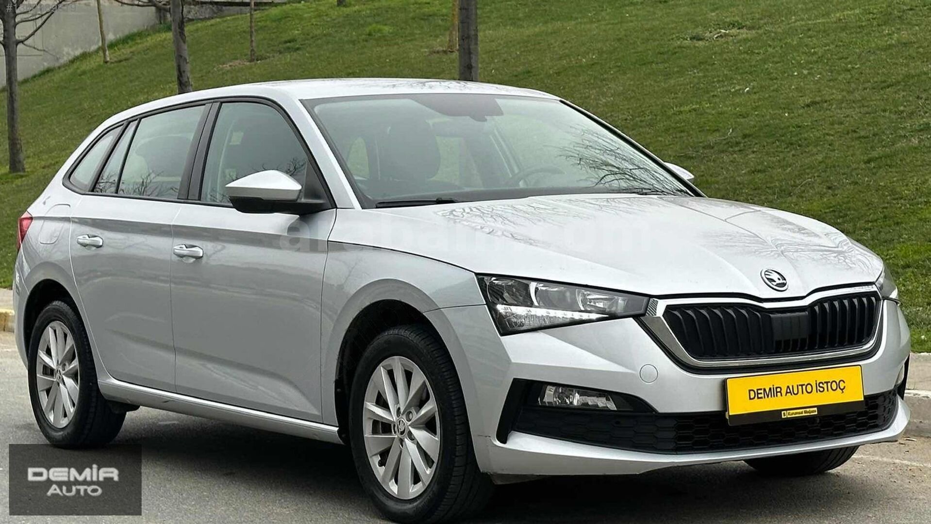 Galeriden Skoda Scala 1.0 TSI Elite 2024 Model İstanbul 99.000 km Gri 1