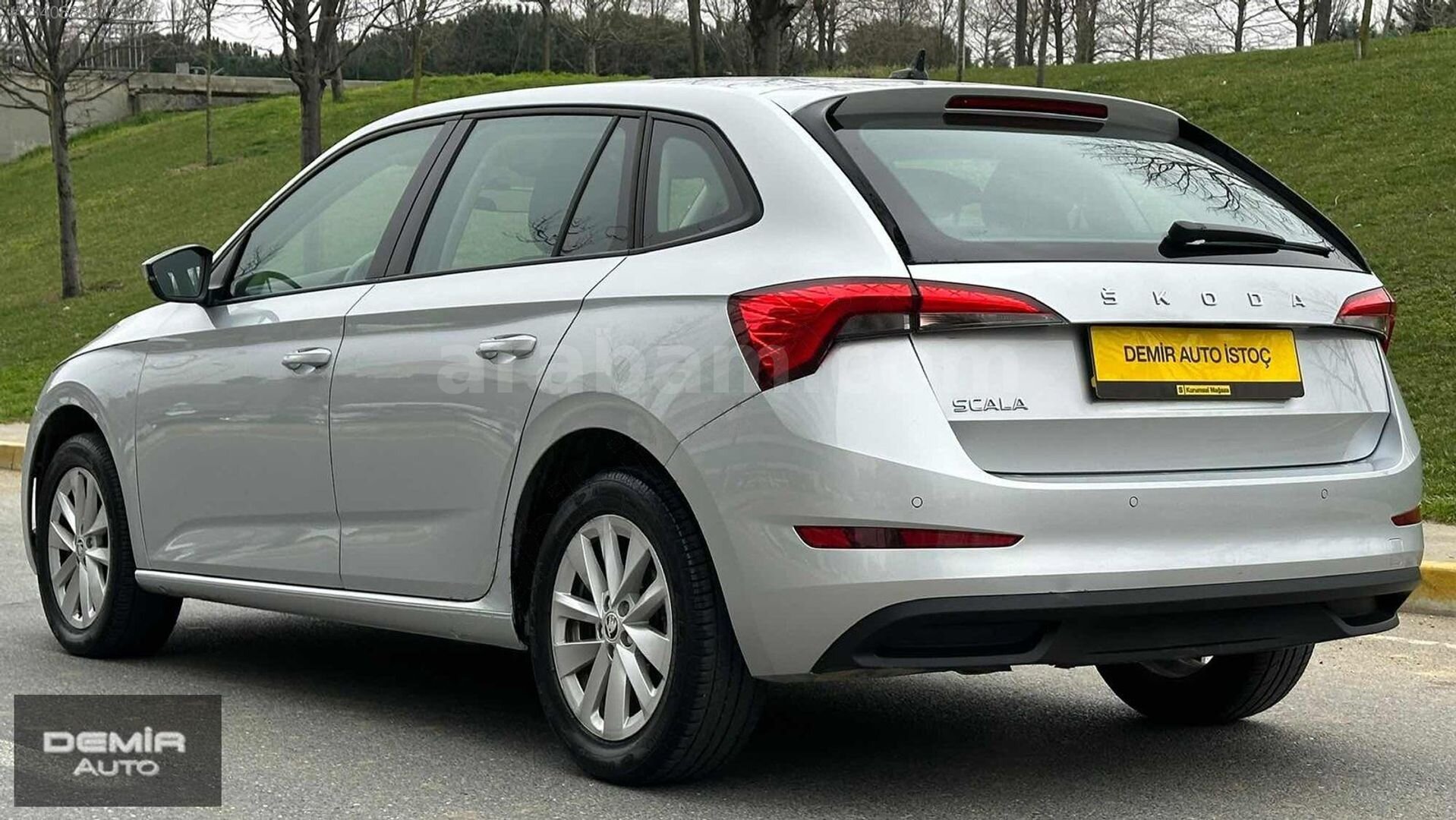 Galeriden Skoda Scala 1.0 TSI Elite 2024 Model İstanbul 99.000 km Gri 5