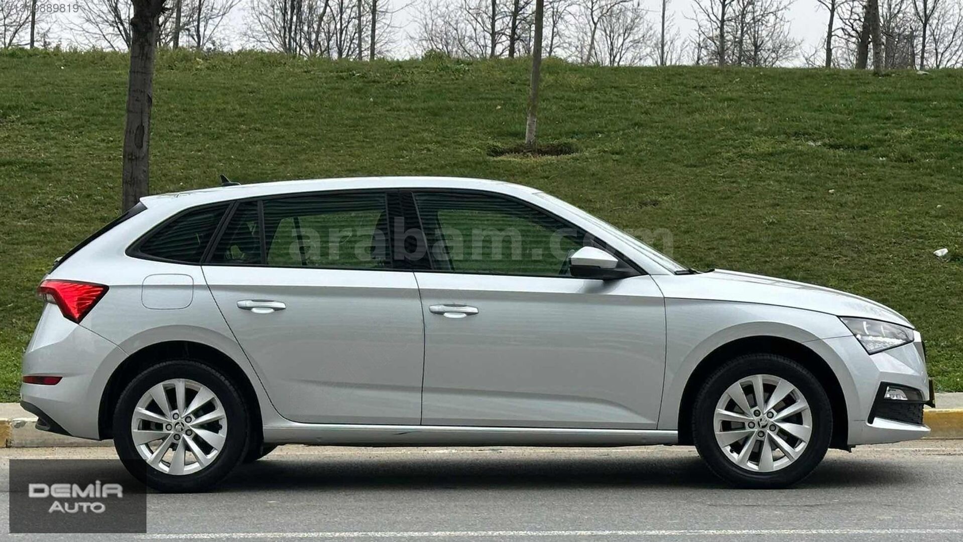 Galeriden Skoda Scala 1.0 TSI Elite 2024 Model İstanbul 99.000 km Gri 4