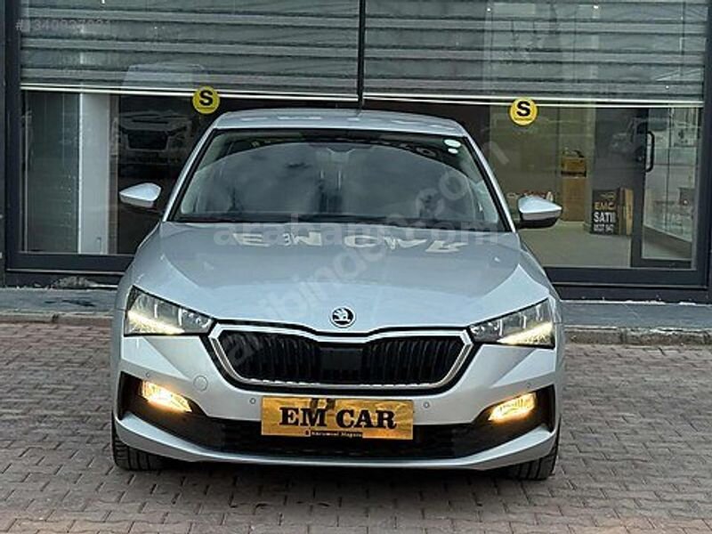 Galeriden Skoda Scala 1.0 TSI Premium 2023 Model Mardin 119.000 km Gri