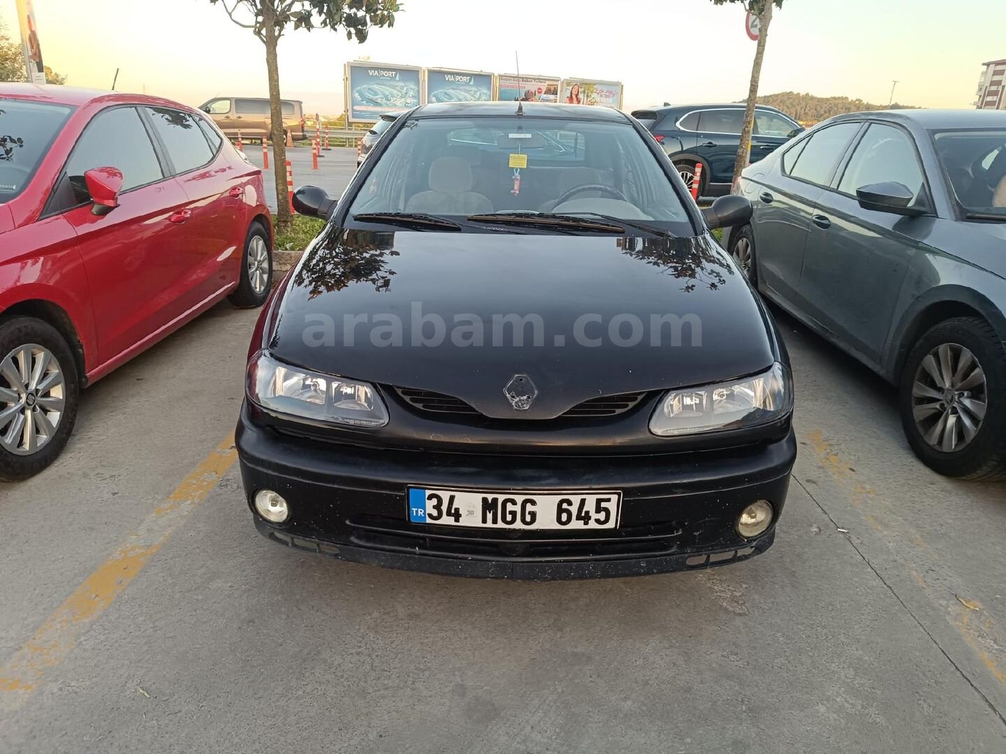 Sahibinden Renault Laguna 1.8 RXE 1999 Model İstanbul 291.500 km Siyah 3