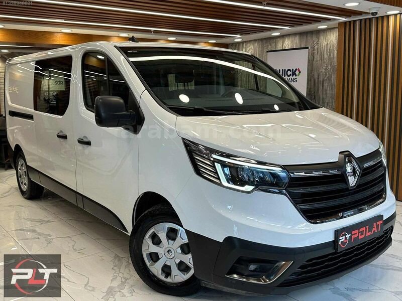POLAT'TAN | 2024 TRAFİC 40.000" KM OTOMATİK 5+1 15 DK KREDİ İLE 1
