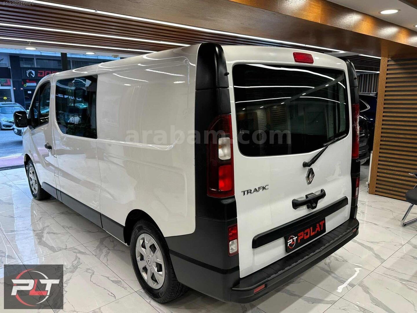 POLAT'TAN | 2024 TRAFİC 40.000" KM OTOMATİK 5+1 15 DK KREDİ İLE 4