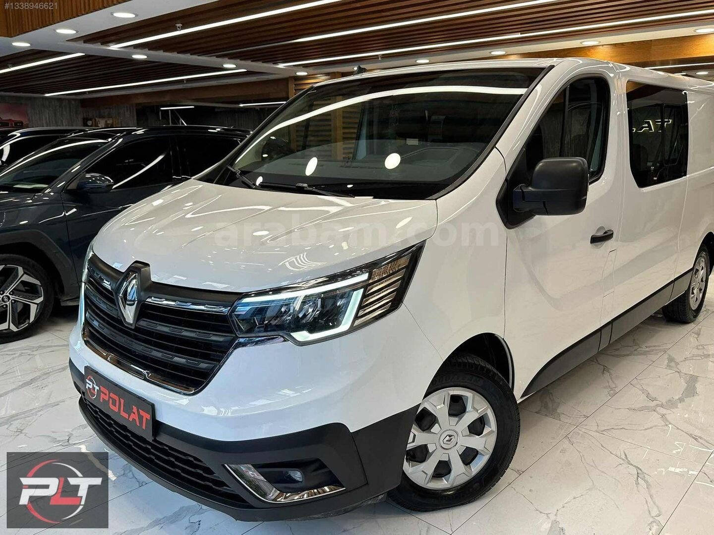 POLAT'TAN | 2024 TRAFİC 40.000" KM OTOMATİK 5+1 15 DK KREDİ İLE 3
