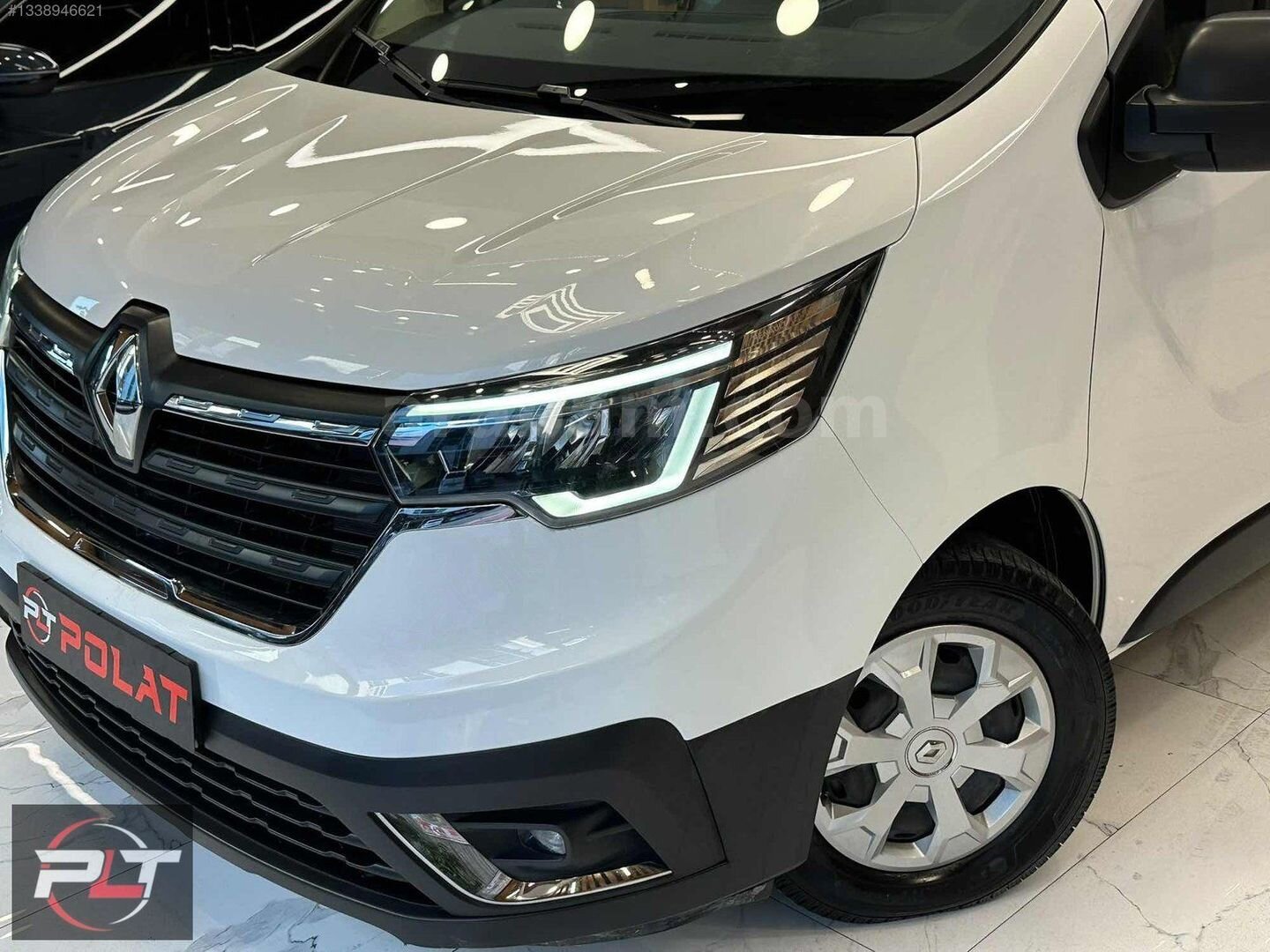 POLAT'TAN | 2024 TRAFİC 40.000" KM OTOMATİK 5+1 15 DK KREDİ İLE 7