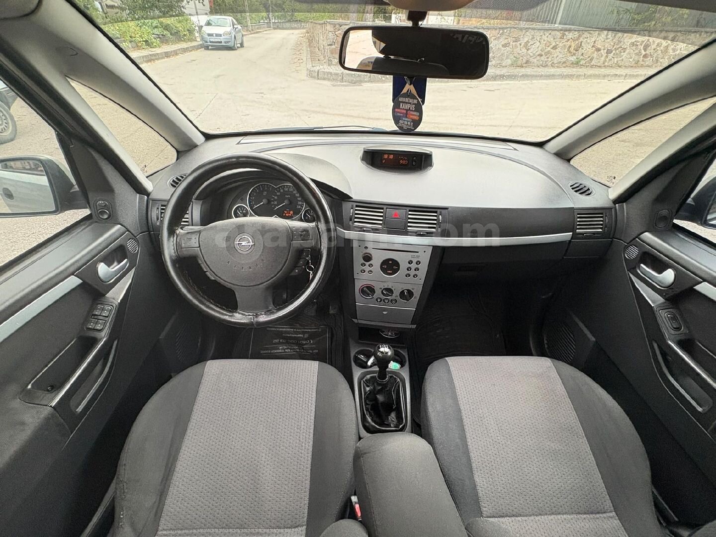 Galeriden Opel Meriva 1.6 Enjoy 2004 Model Isparta 214.000 km Gri (Gümüş) 6