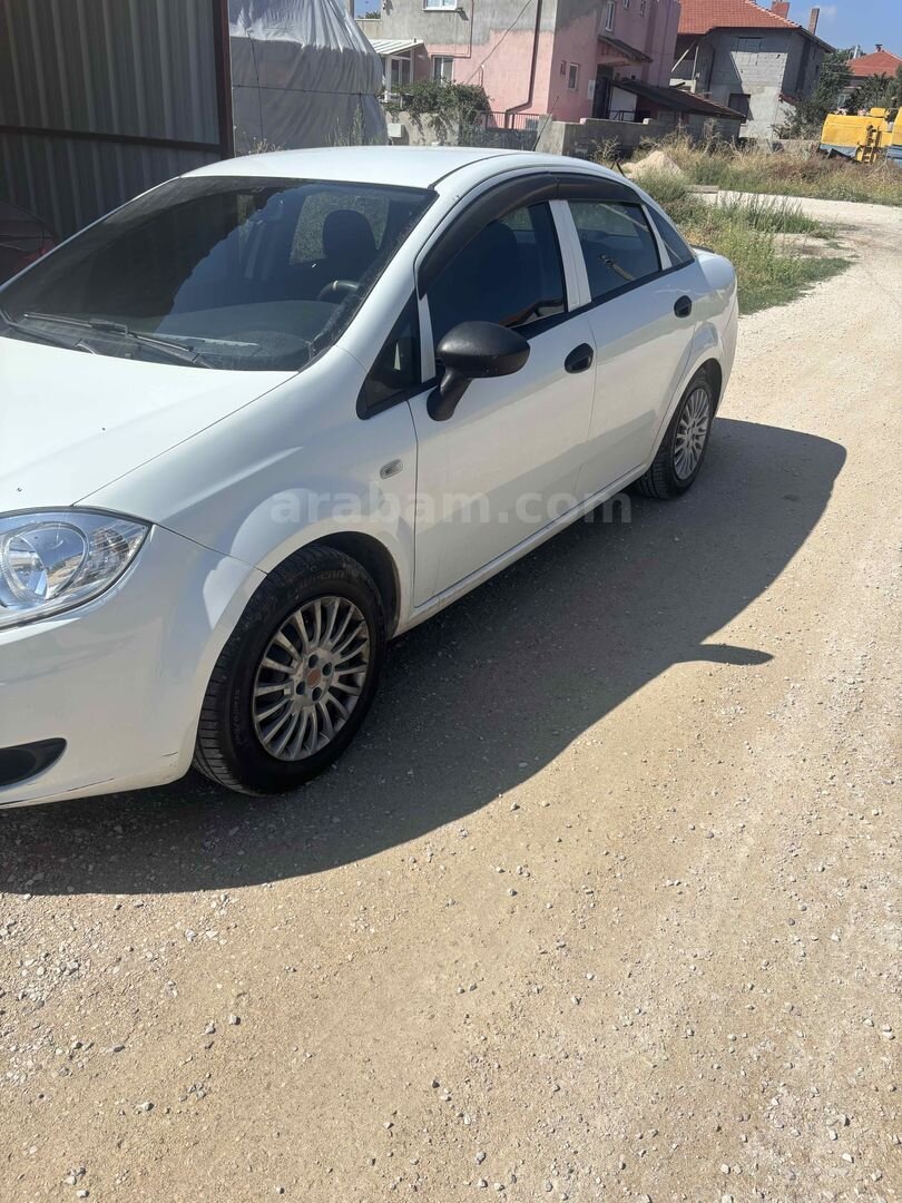 Sahibinden Fiat Linea 1.4 Fire Active Plus 2014 Model Isparta 235.000 km Beyaz 3