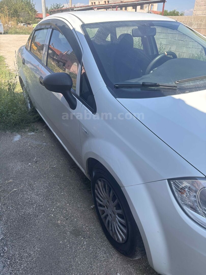Sahibinden Fiat Linea 1.4 Fire Active Plus 2014 Model Isparta 235.000 km Beyaz 2