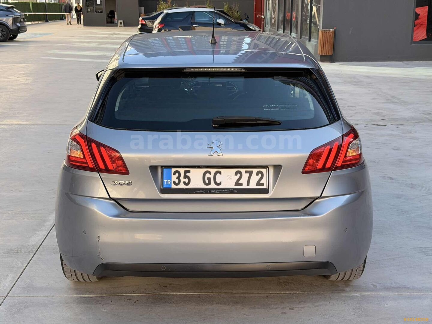 Galeriden Peugeot 308 1.2 VTi Active 2014 Model Ankara 180.000 km Gri 6