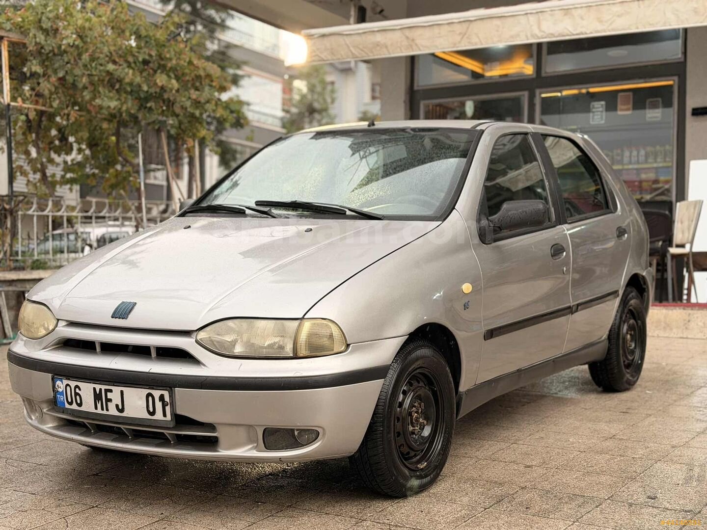 Galeriden Fiat Palio 1.4 EL 2001 Model Ankara 220.000 km Gri 1