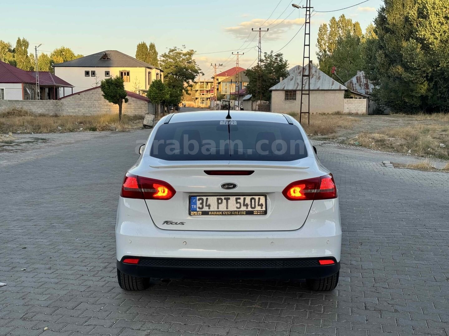 Sahibinden Ford Focus 1.6 TDCi Trend X 2016 Model Ağrı 255.000 km Beyaz 4