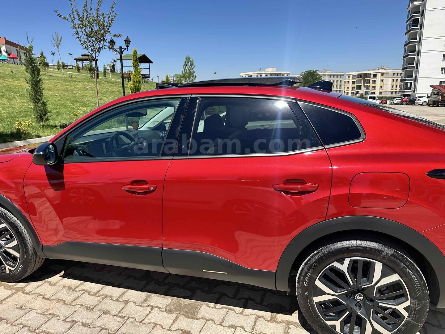 Sahibinden Citroen C4 X 1.2 PureTech Max 2025 Model Diyarbakır 13.900 km Kırmızı 6